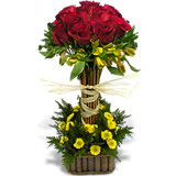 18 Rosas Rojas Atadas y Alstroemeria # 25 18 Rosas Rojas Atadas y Alstroemeria # 25